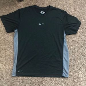 Nike Dri Fit Mens Large Shirt